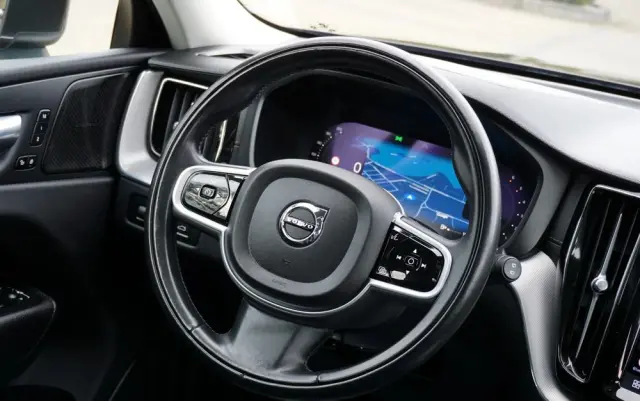 VOLVO XC 60 B4 D Geartronic Inscription