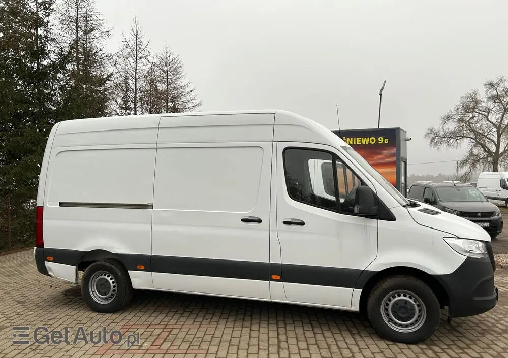 MERCEDES-BENZ Sprinter L2H2 