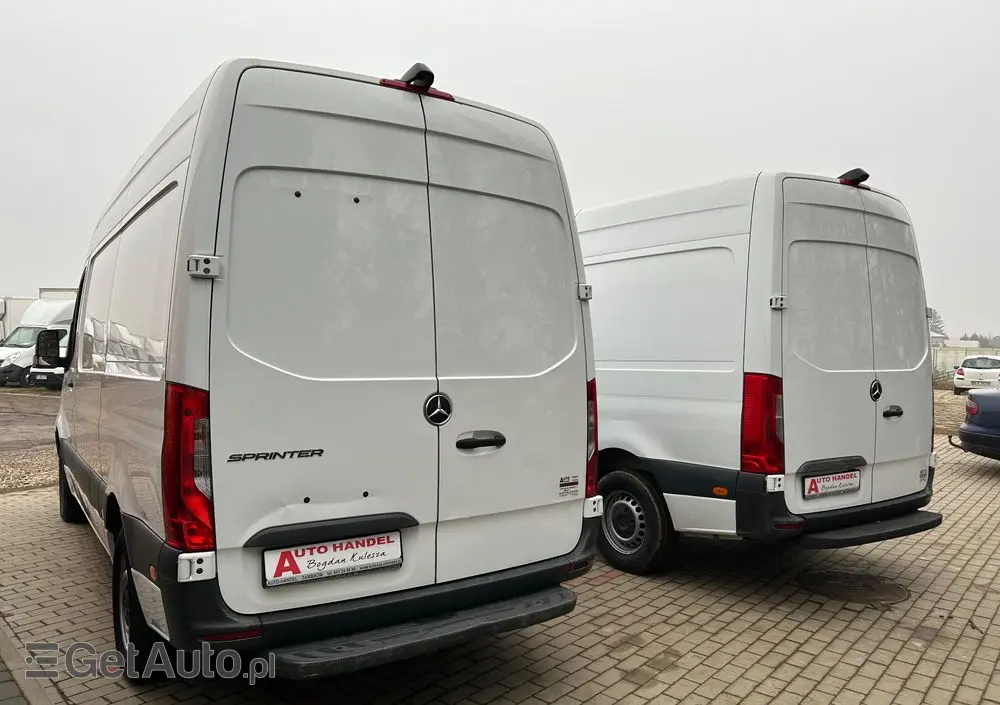 MERCEDES-BENZ Sprinter L2H2 
