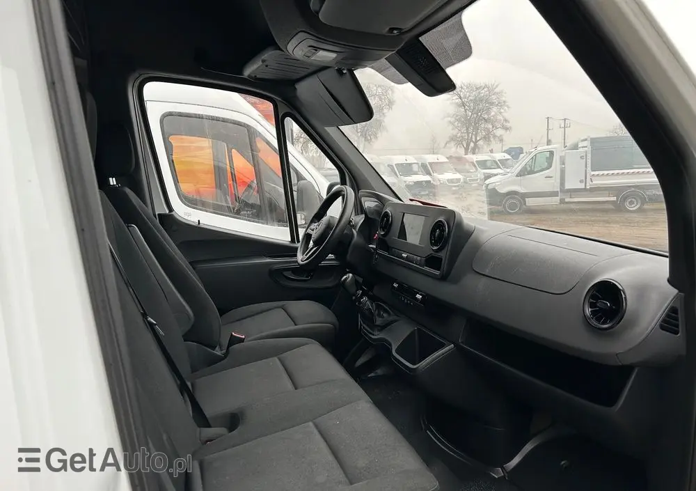 MERCEDES-BENZ Sprinter L2H2 