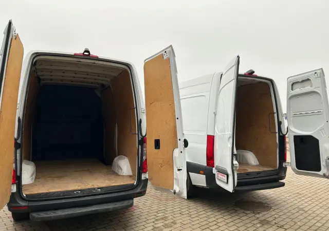 MERCEDES-BENZ Sprinter L2H2 