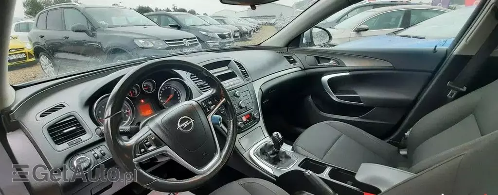 OPEL Insignia 