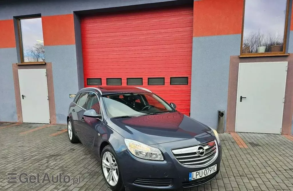 OPEL Insignia 