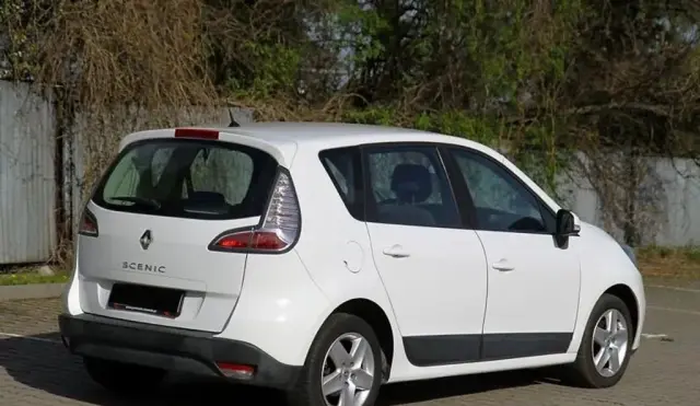 RENAULT Scenic 