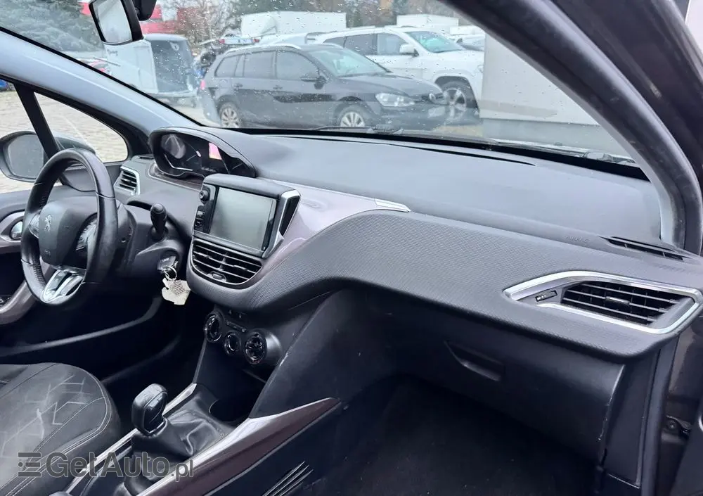 PEUGEOT 2008 82 VTI Acess