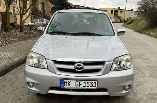 MAZDA Tribute 