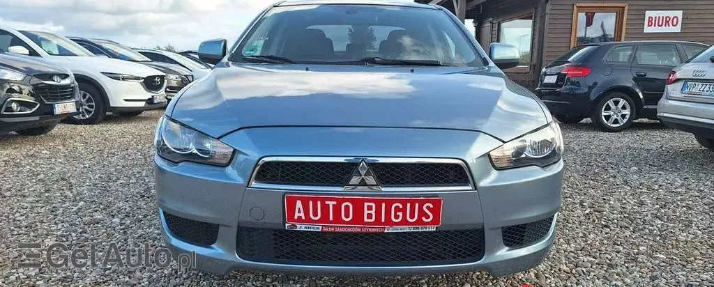 MITSUBISHI Lancer 