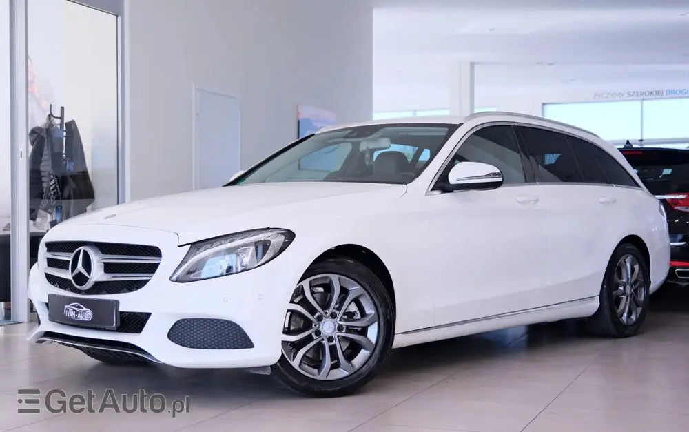 MERCEDES-BENZ Klasa C 200 7G-TRONIC