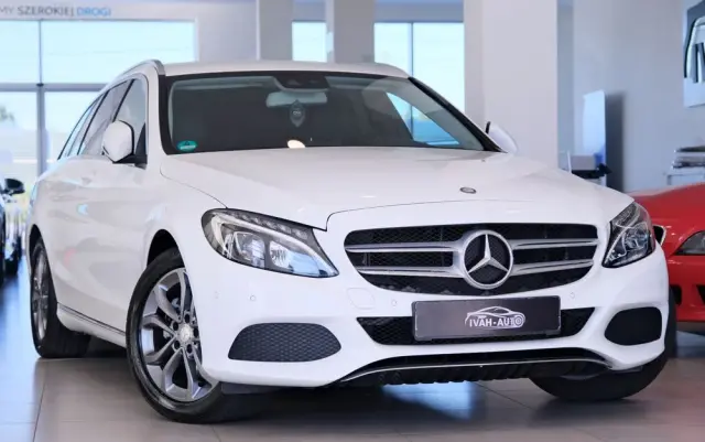 MERCEDES-BENZ Klasa C 200 7G-TRONIC
