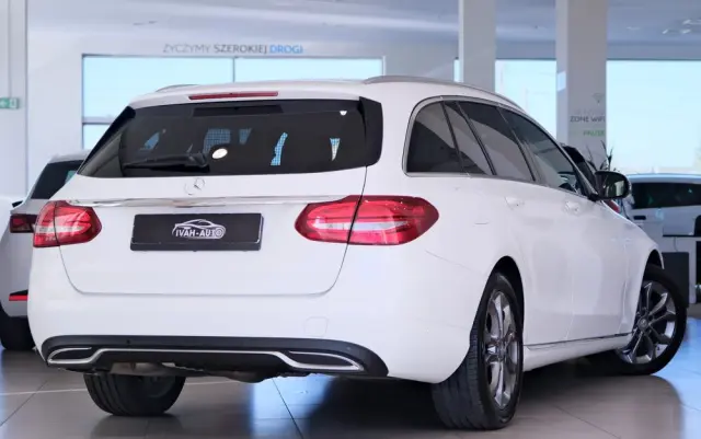 MERCEDES-BENZ Klasa C 200 7G-TRONIC