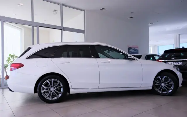 MERCEDES-BENZ Klasa C 200 7G-TRONIC