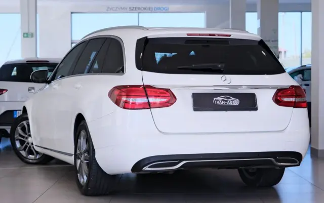 MERCEDES-BENZ Klasa C 200 7G-TRONIC