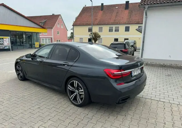 BMW Seria 7 730d xDrive