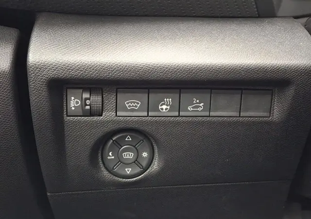 CITROËN C4 1.2 mHEV Max eDCT6