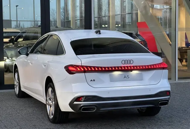AUDI A5 Limousine 