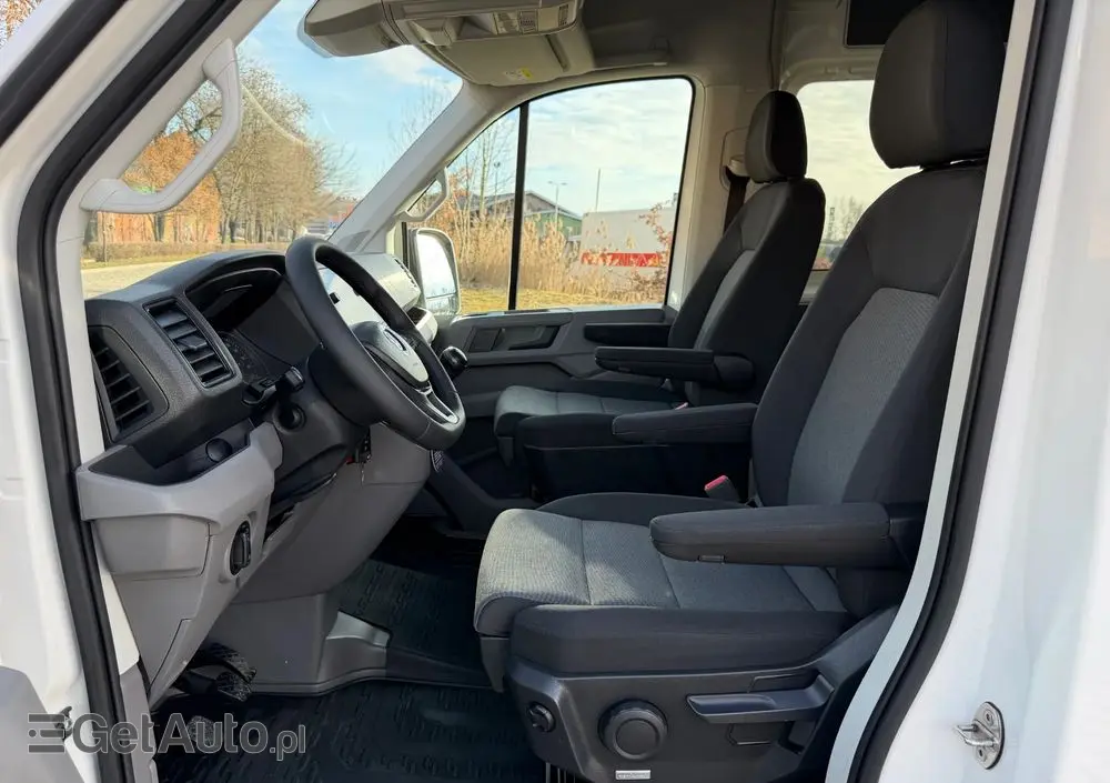 VOLKSWAGEN Crafter 2.0 TDI 177 KM Brygadówka 5 osobowa L4H2 