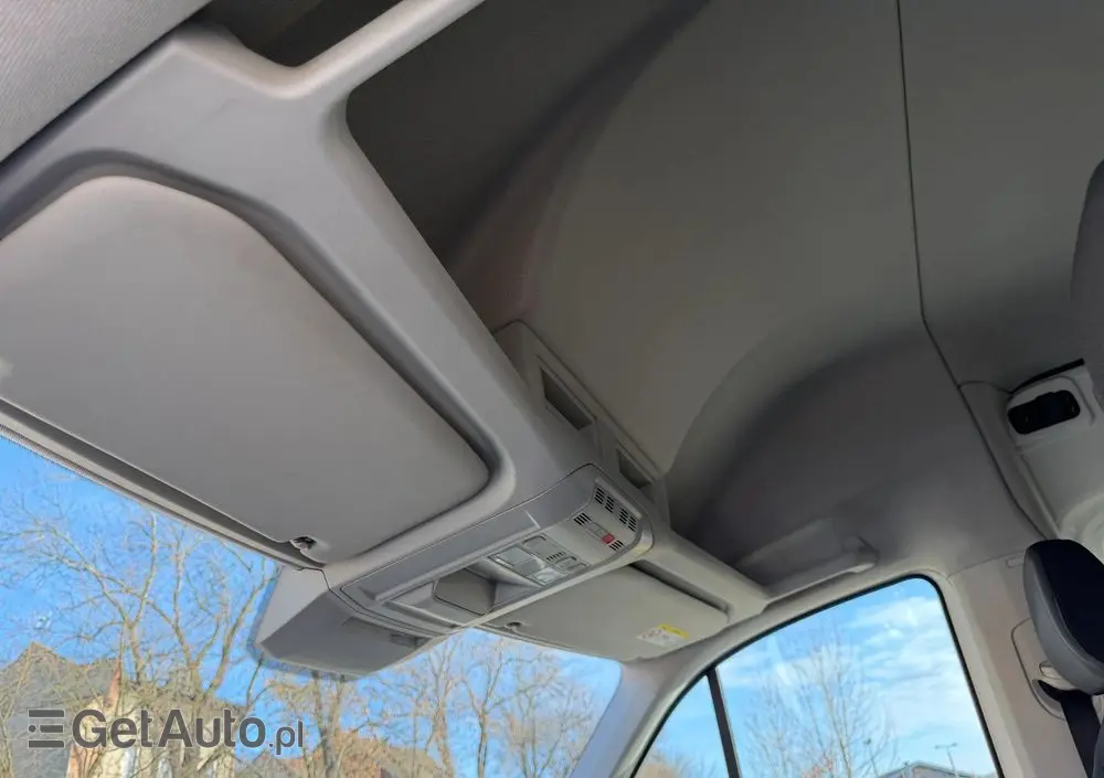 VOLKSWAGEN Crafter 2.0 TDI 177 KM Brygadówka 5 osobowa L4H2 