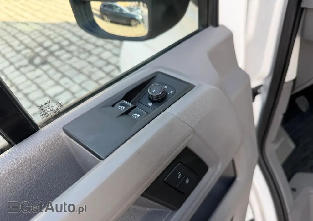 VOLKSWAGEN Crafter 2.0 TDI 177 KM Brygadówka 5 osobowa L4H2 