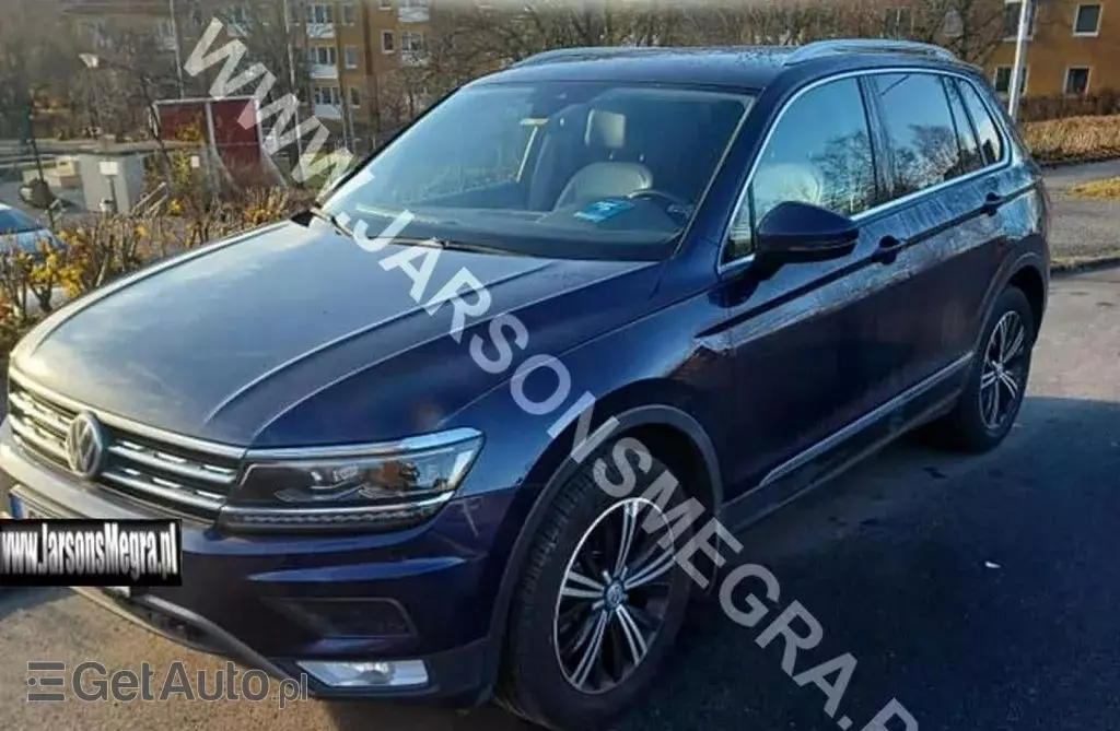 VOLKSWAGEN Tiguan 