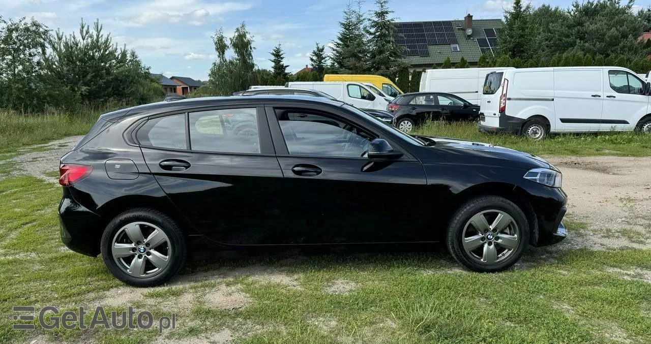 BMW Seria 1 118i Advantage