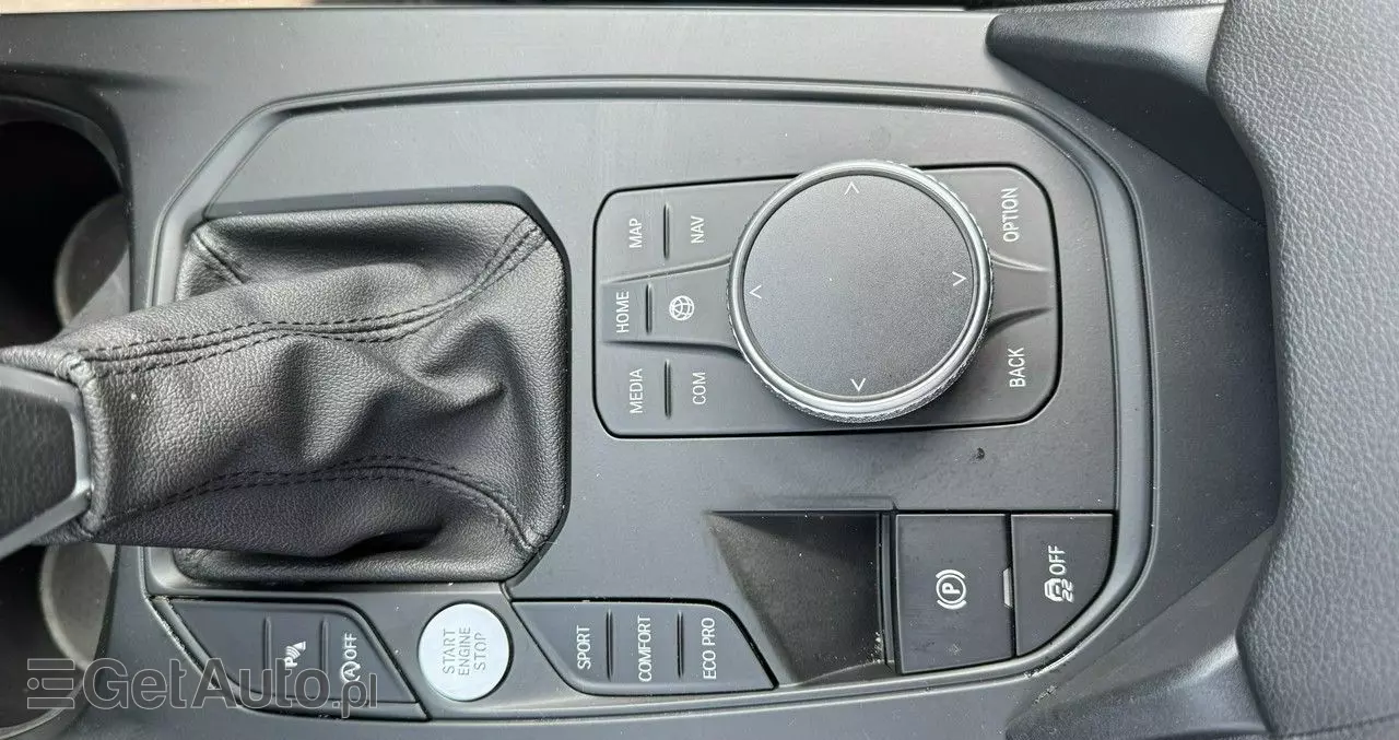 BMW Seria 1 118i Advantage