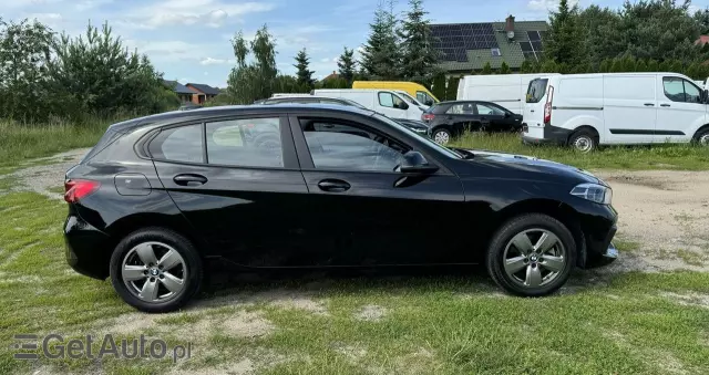 BMW Seria 1 118i Advantage