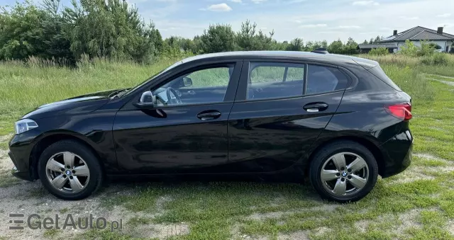 BMW Seria 1 118i Advantage