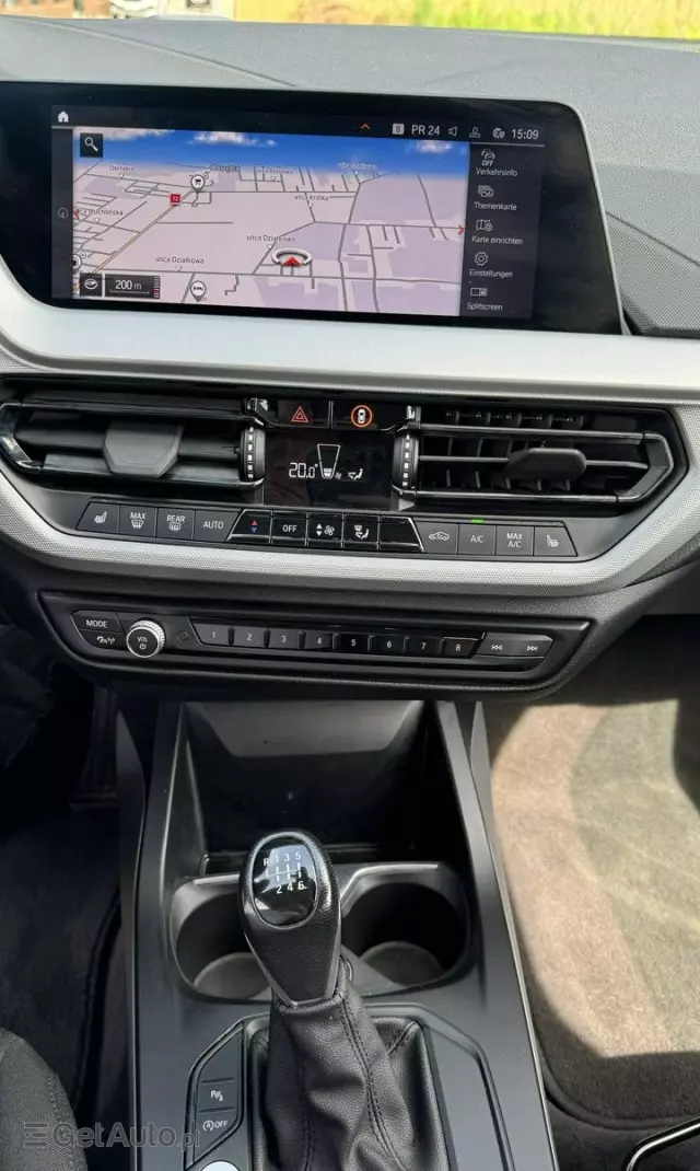 BMW Seria 1 118i Advantage