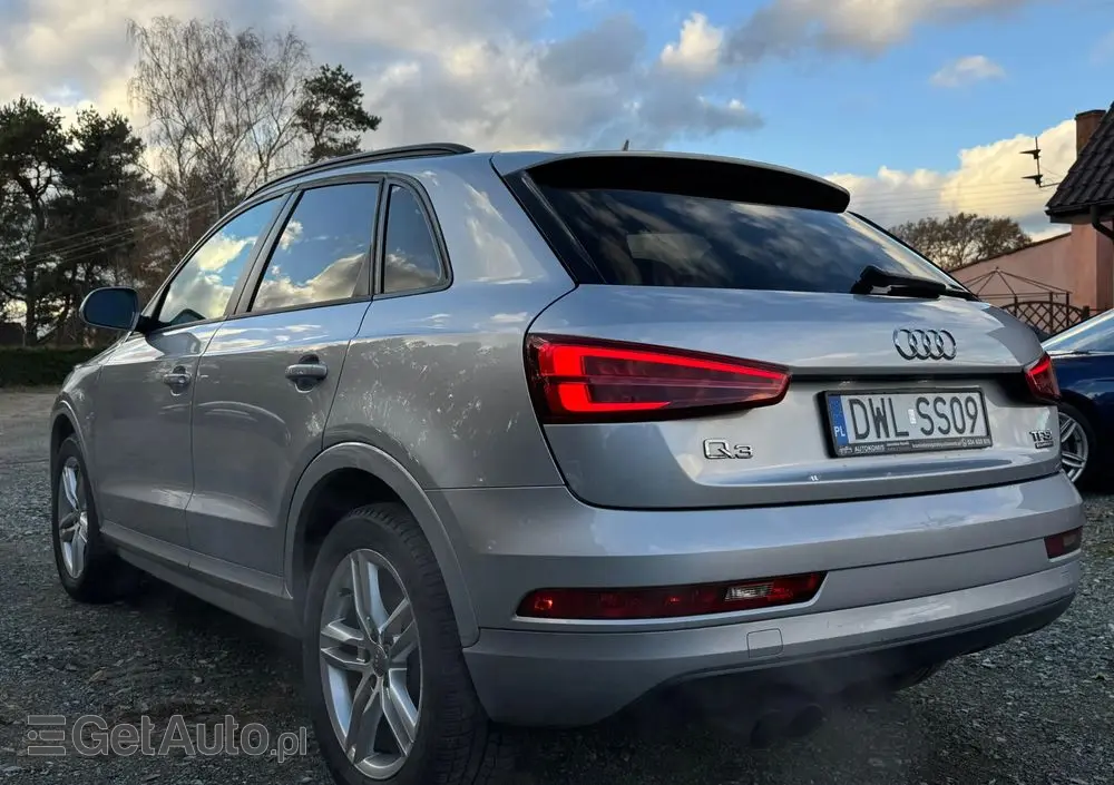 AUDI Q3 2.0 TFSI Quattro Sport S tronic
