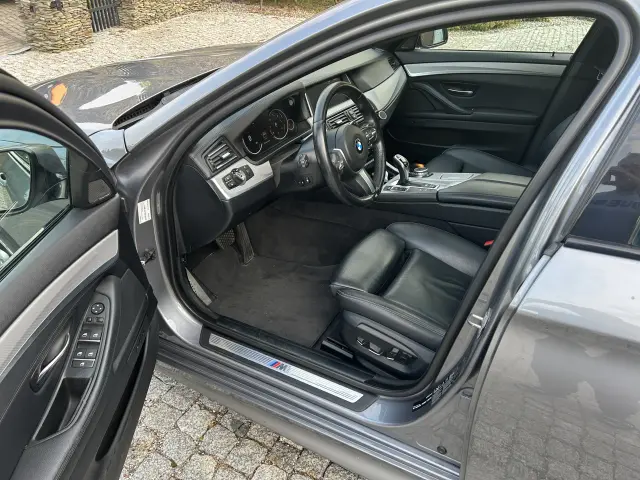 BMW Seria 5 XDrive Steptronic