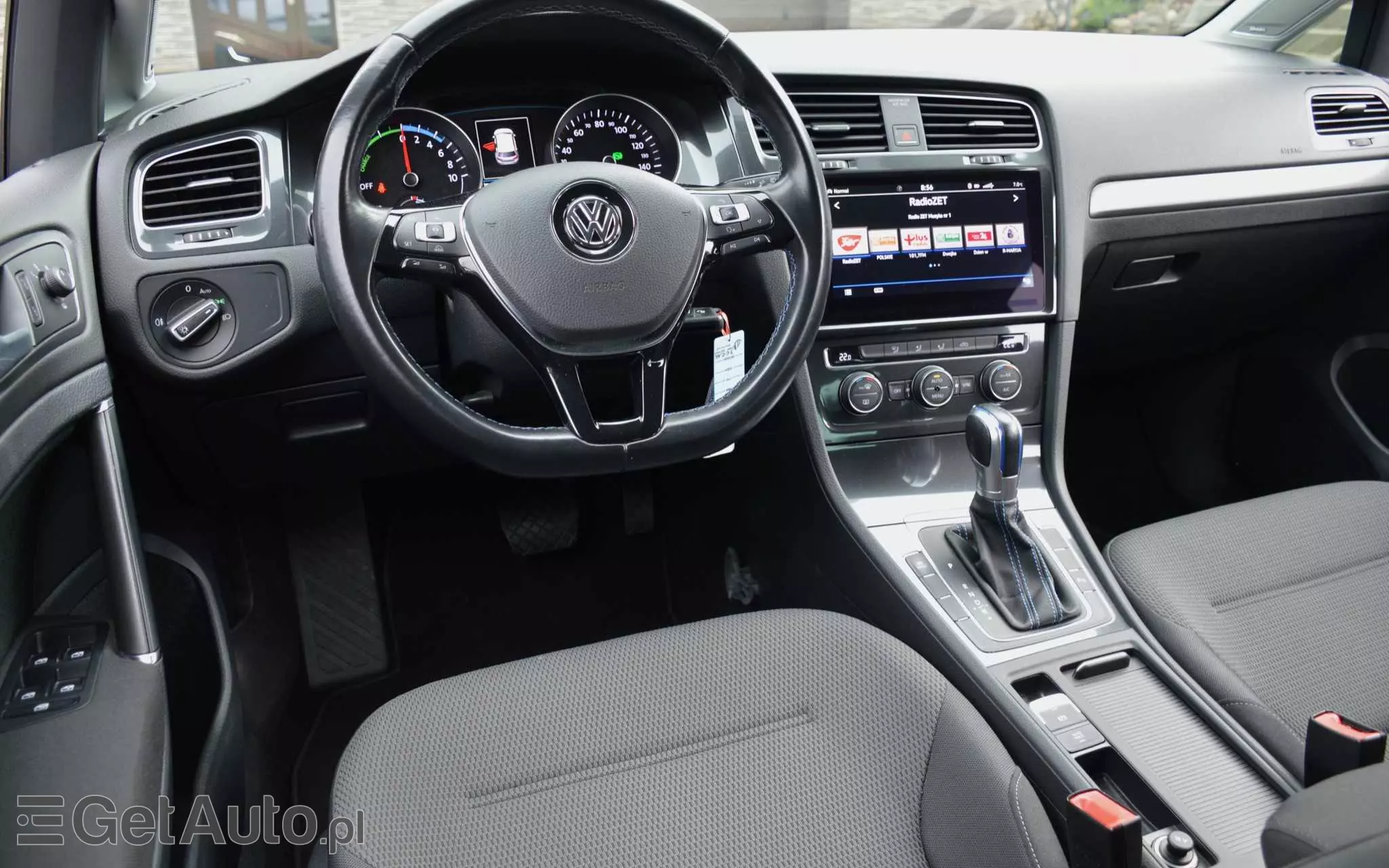 VOLKSWAGEN Golf E-Golf
