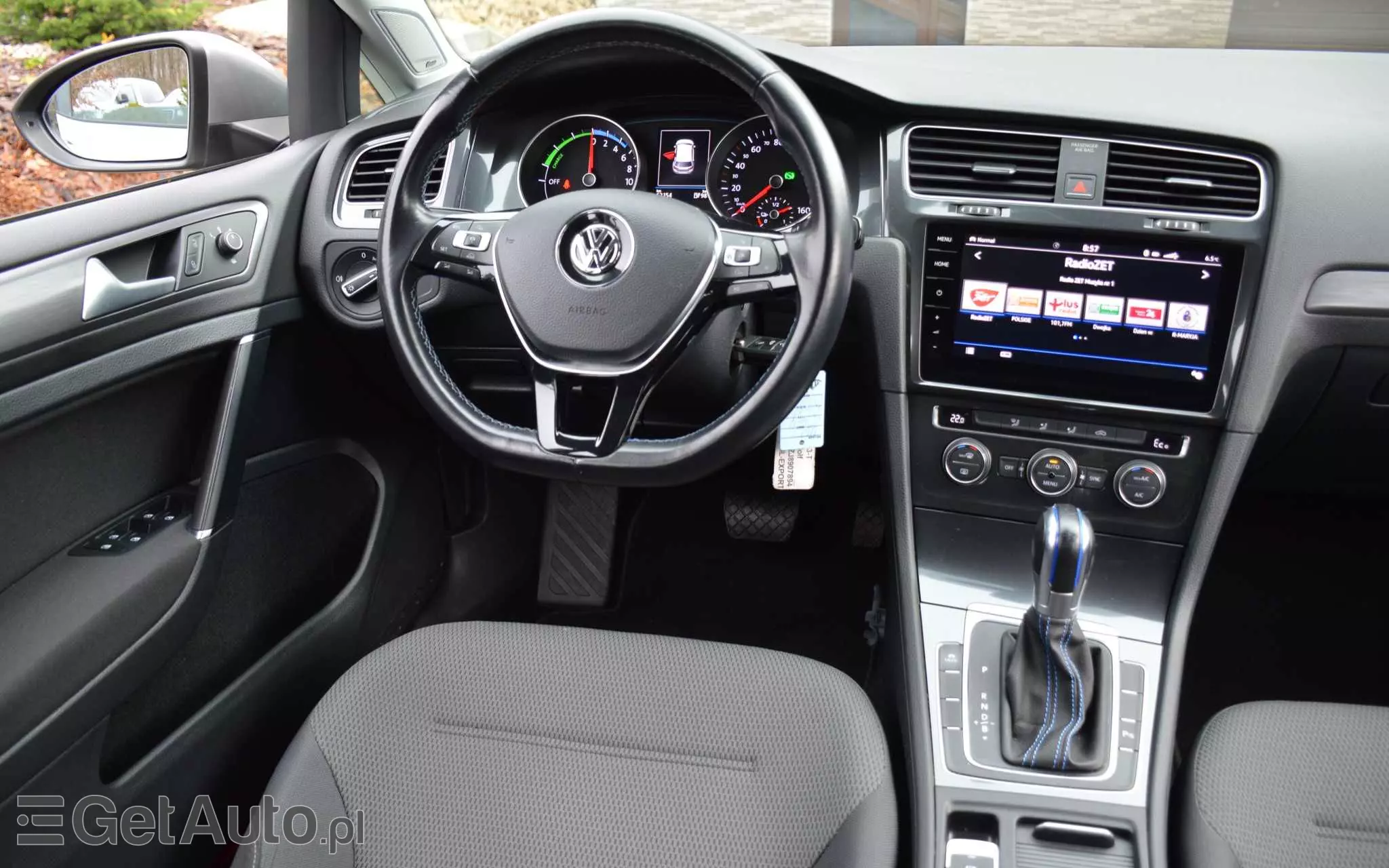 VOLKSWAGEN Golf E-Golf