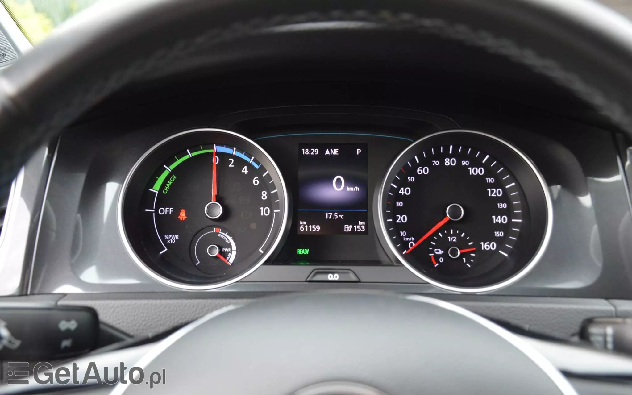 VOLKSWAGEN Golf E-Golf