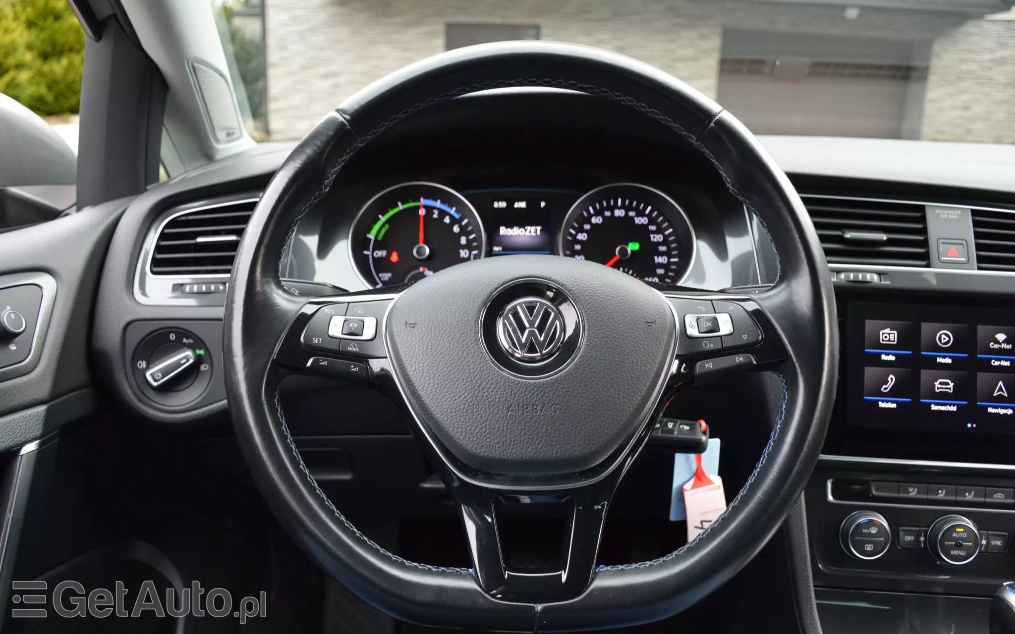 VOLKSWAGEN Golf E-Golf