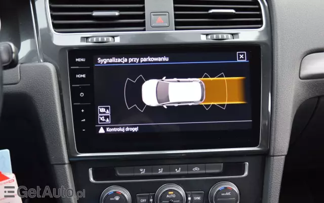 VOLKSWAGEN Golf E-Golf