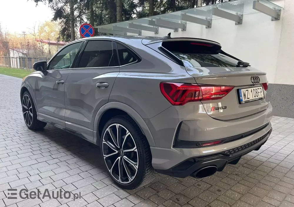 AUDI RS Q3 