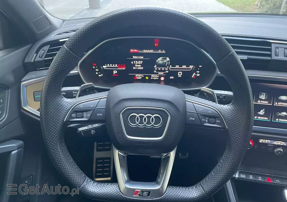 AUDI RS Q3 