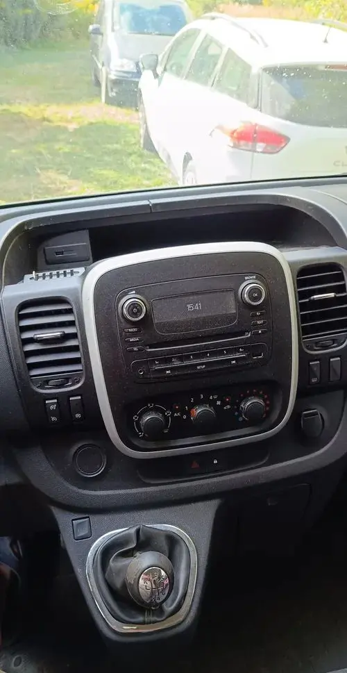 OPEL Vivaro 