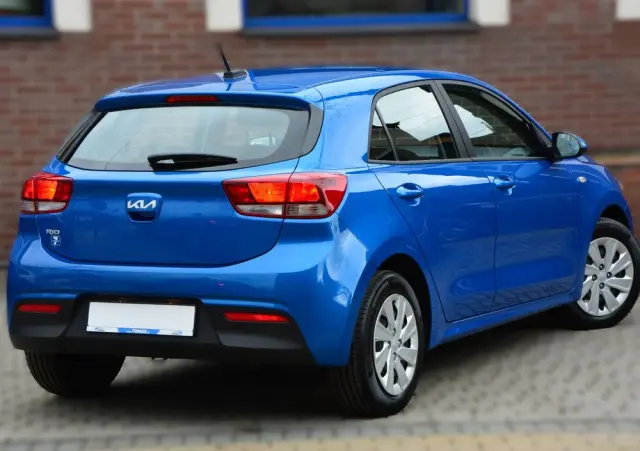 KIA Rio 1.2 M
