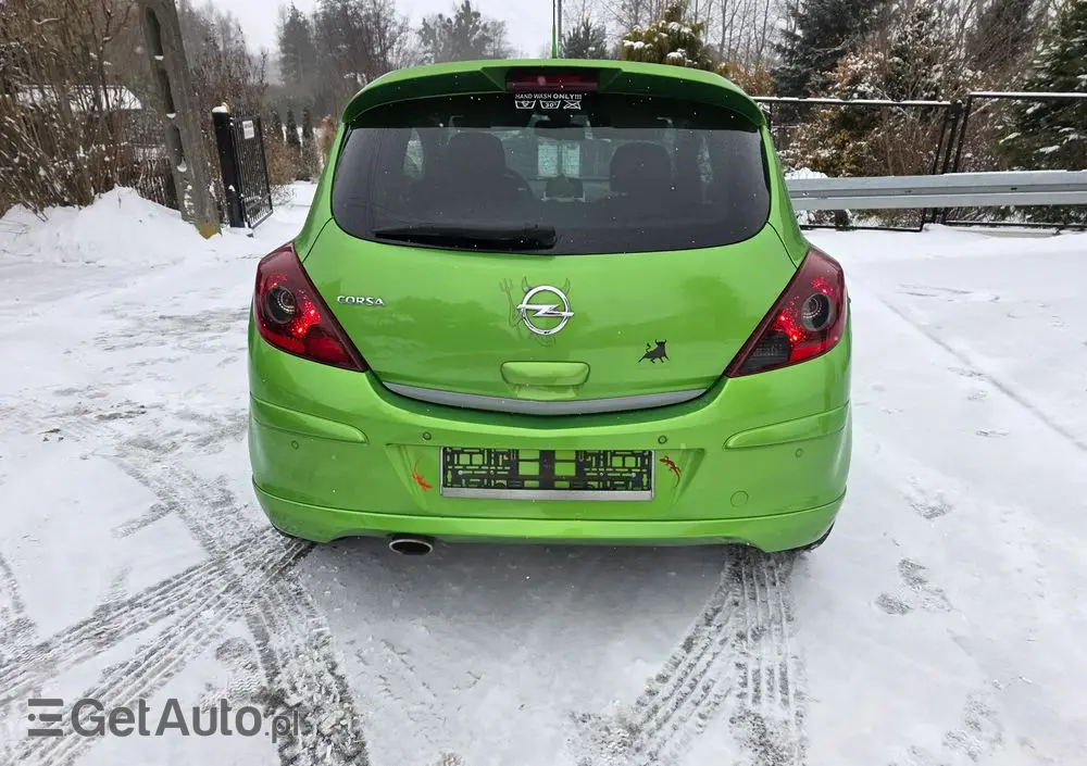 OPEL Corsa 1.4 16V Limited Edition