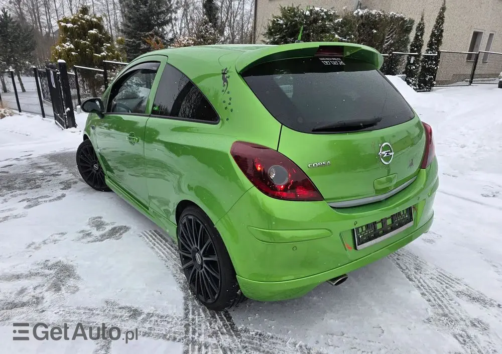 OPEL Corsa 1.4 16V Limited Edition