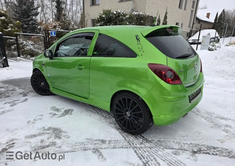 OPEL Corsa 1.4 16V Limited Edition