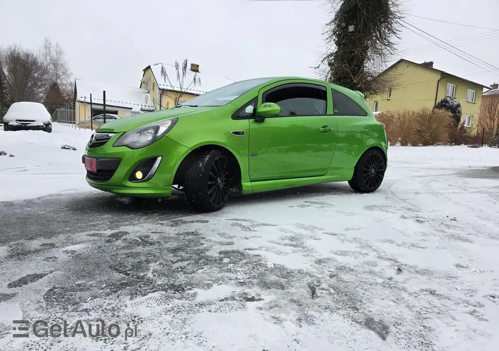 OPEL Corsa 1.4 16V Limited Edition
