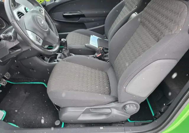 OPEL Corsa 1.4 16V Limited Edition