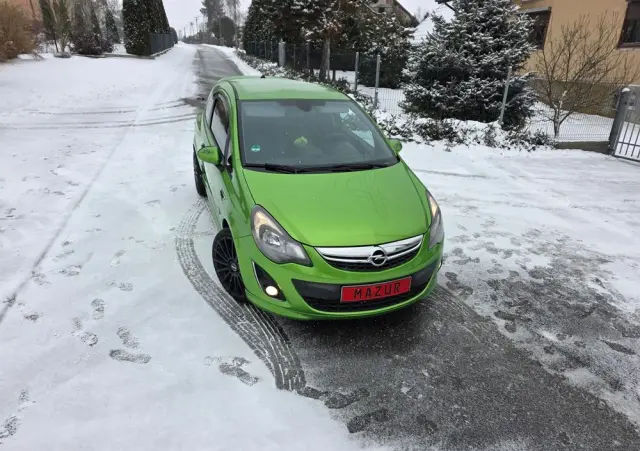OPEL Corsa 1.4 16V Limited Edition