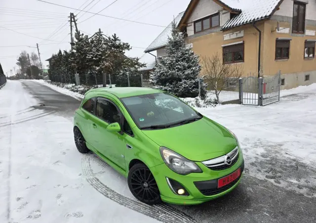 OPEL Corsa 1.4 16V Limited Edition