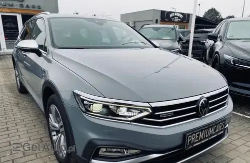 VOLKSWAGEN Passat Alltrack 