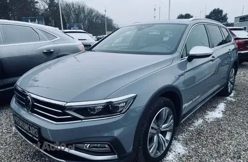 VOLKSWAGEN Passat Alltrack 