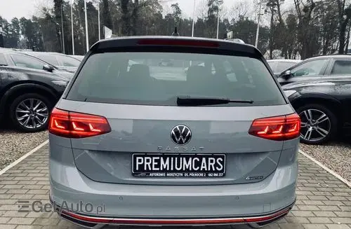 VOLKSWAGEN Passat Alltrack 