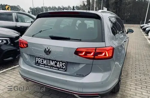 VOLKSWAGEN Passat Alltrack 